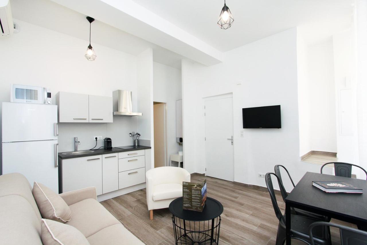 Appartements Au Coeur De La Vieille Ville Pietonne & Citadelle Аяччо Экстерьер фото